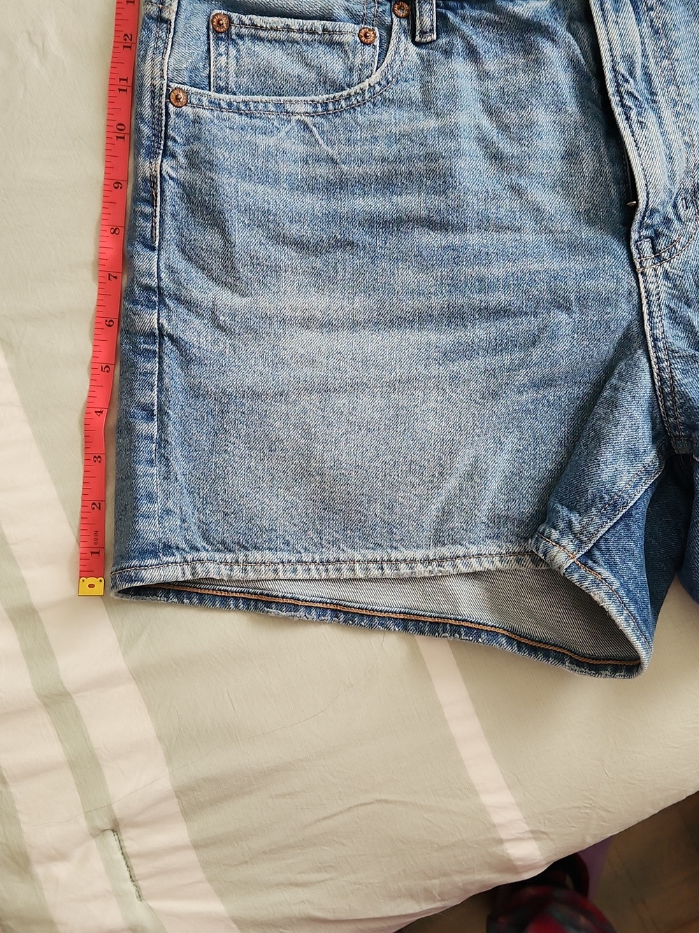 Womens American Eagle Jean Shorts Size 12 - Picture 4 of 10